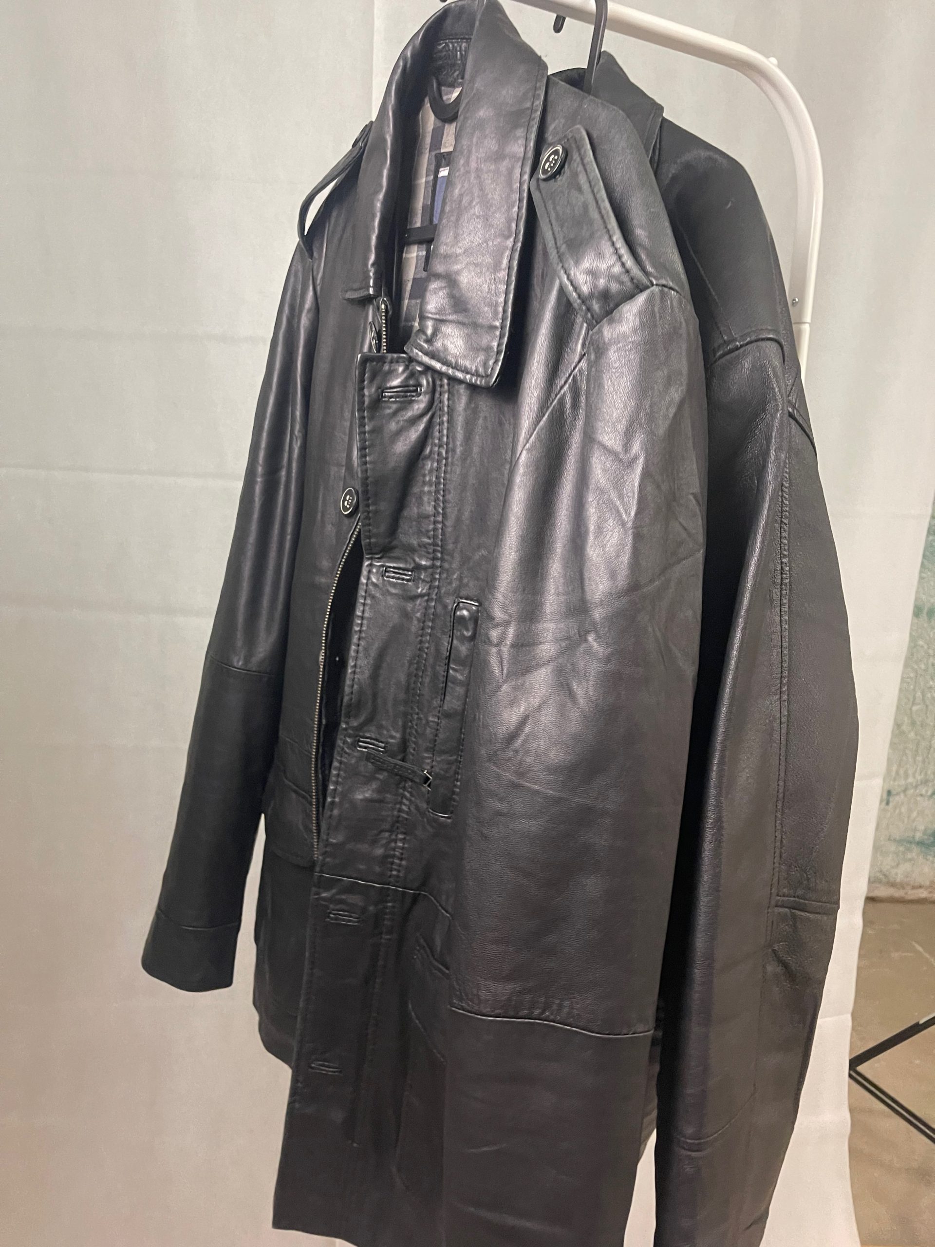 Men Leather jackets - bruuj depozit second hand